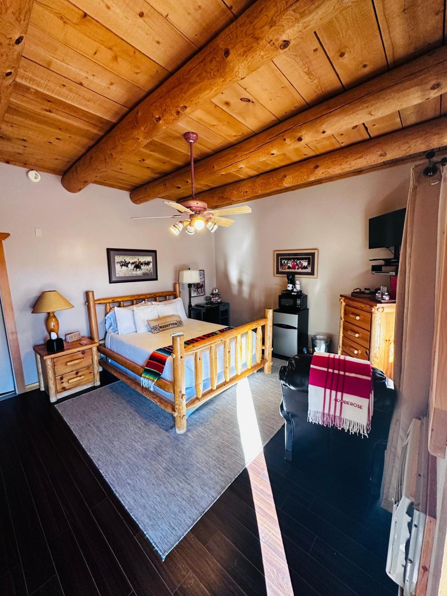 Adobe Rose Boutique Inn Артезія Екстер'єр фото