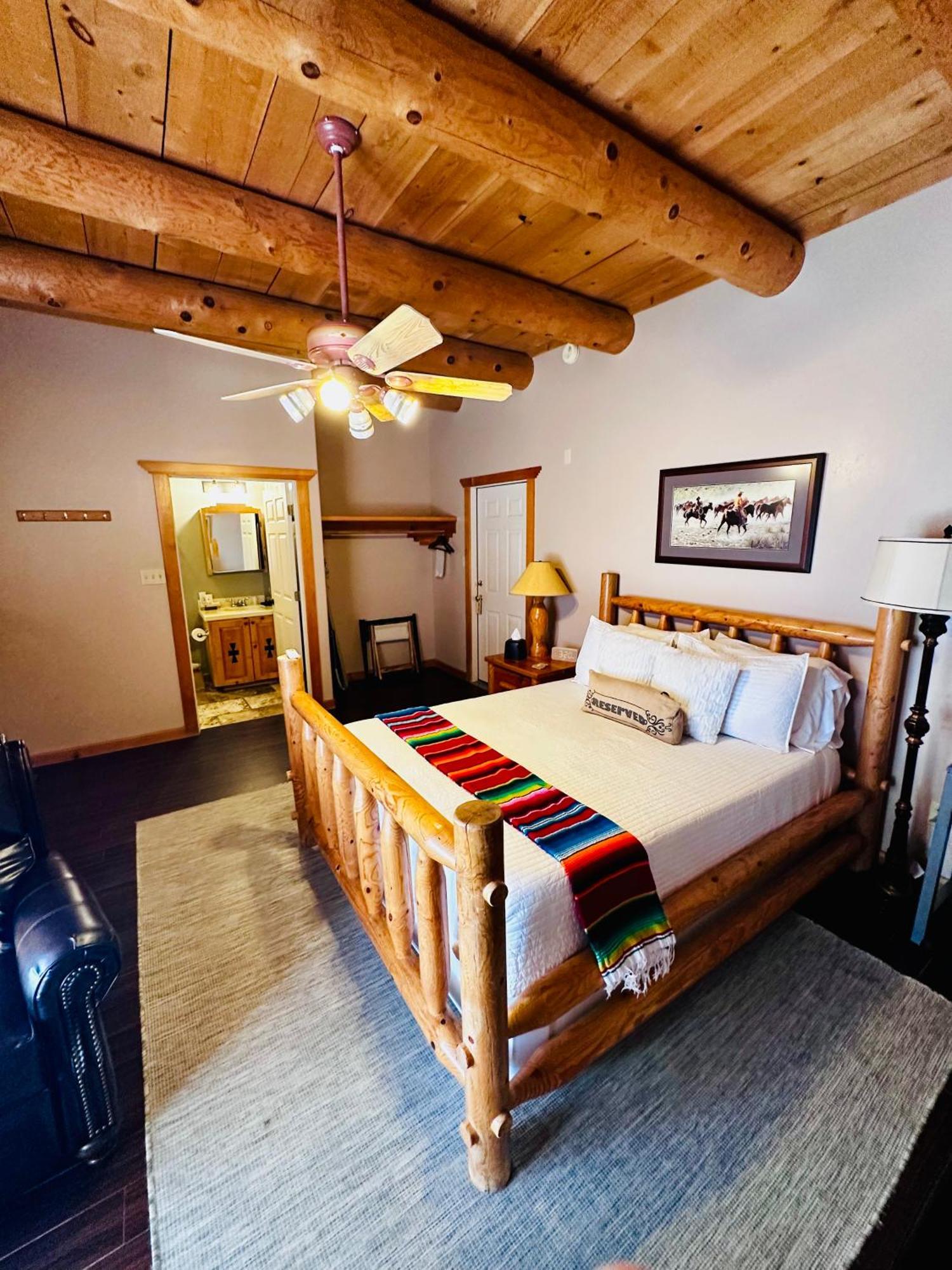 Adobe Rose Boutique Inn Артезія Екстер'єр фото