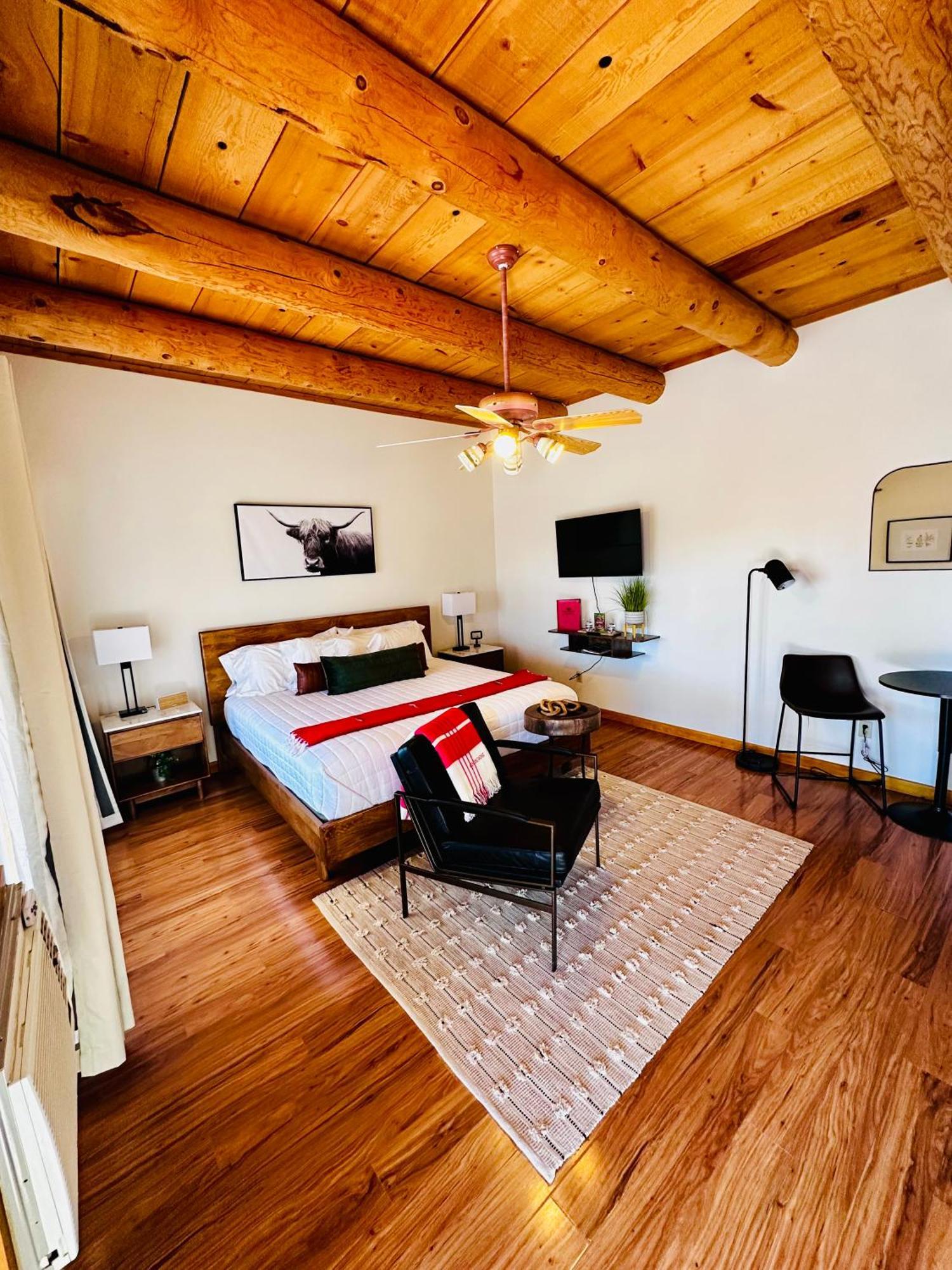 Adobe Rose Boutique Inn Артезія Екстер'єр фото
